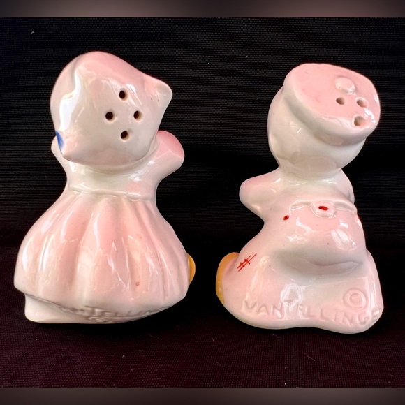 Vtg Van Tellingen Hugger Dutch Boy Girl Lovers Salt & Pepper Shakers OG Cork - Picture 4 of 10